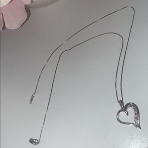 Adorable heart ❤️ necklace with diamonds ..